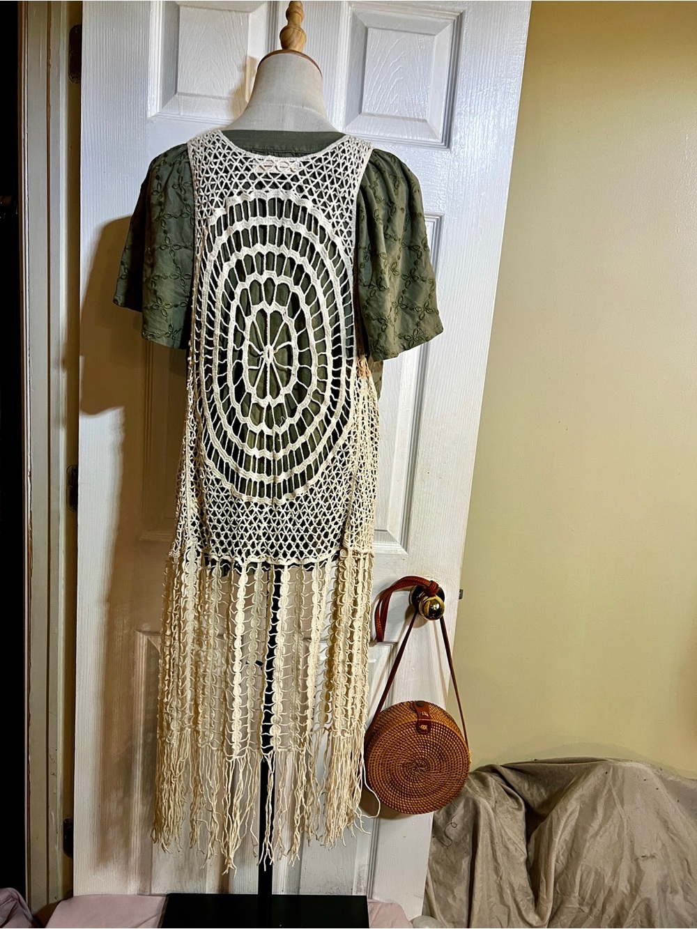 Simply Couture Wms Cream Cotton Crochet Fringe Boho Festival Open Longline Vest